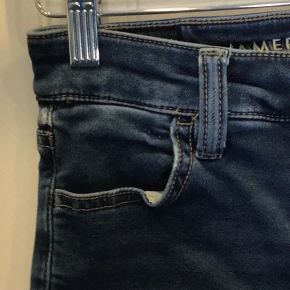American Eagle | 🦅 Hi-Rise Jegging Distressed Size 2 Regular - Picture 7 of 15
